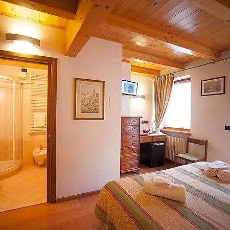 Stella Alpina Otel Falcade