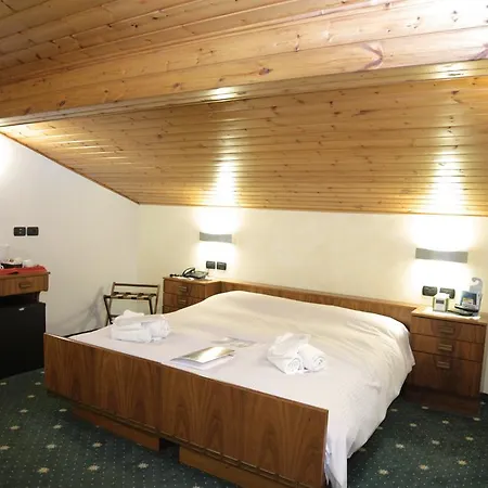 Hotel Stella Alpina 3*
