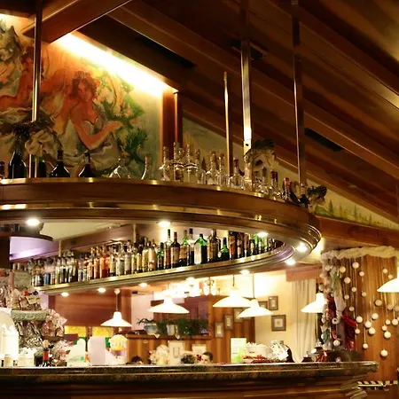 Hotell Stella Alpina Falcade
